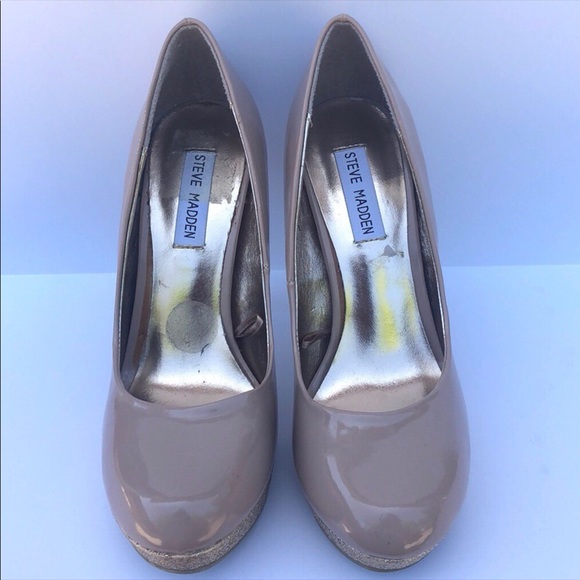 Steve Madden Stylish Heels - Picture 2 of 4